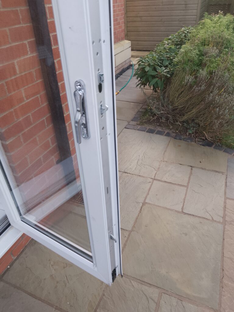 Repaired handle Killingworth