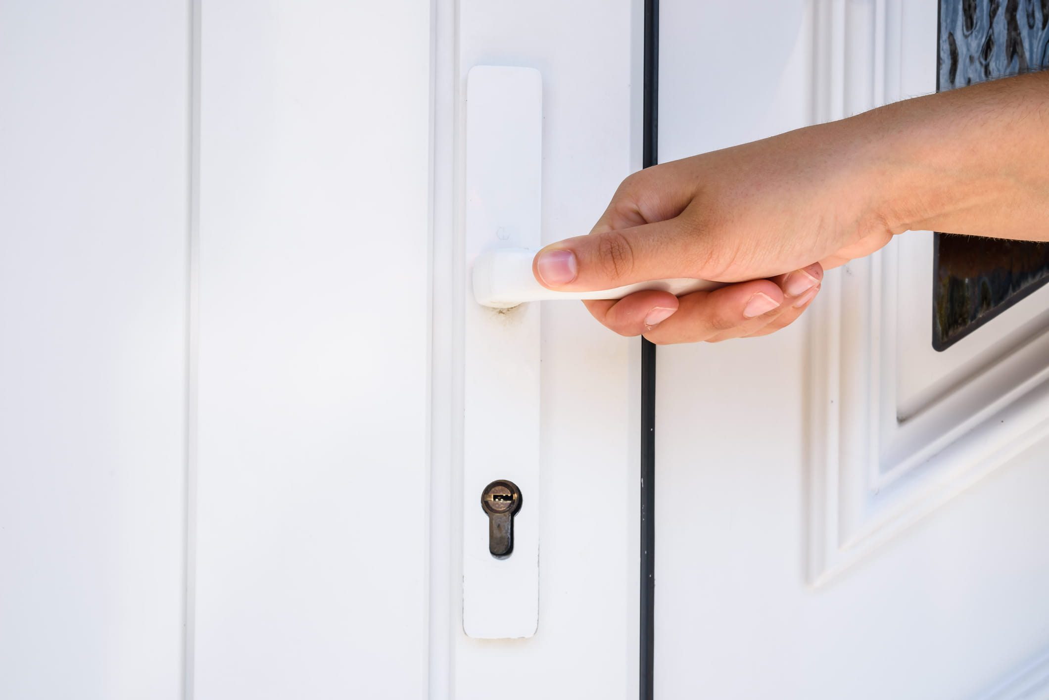 Why Does My uPVC Door Only Lock When I Lift It